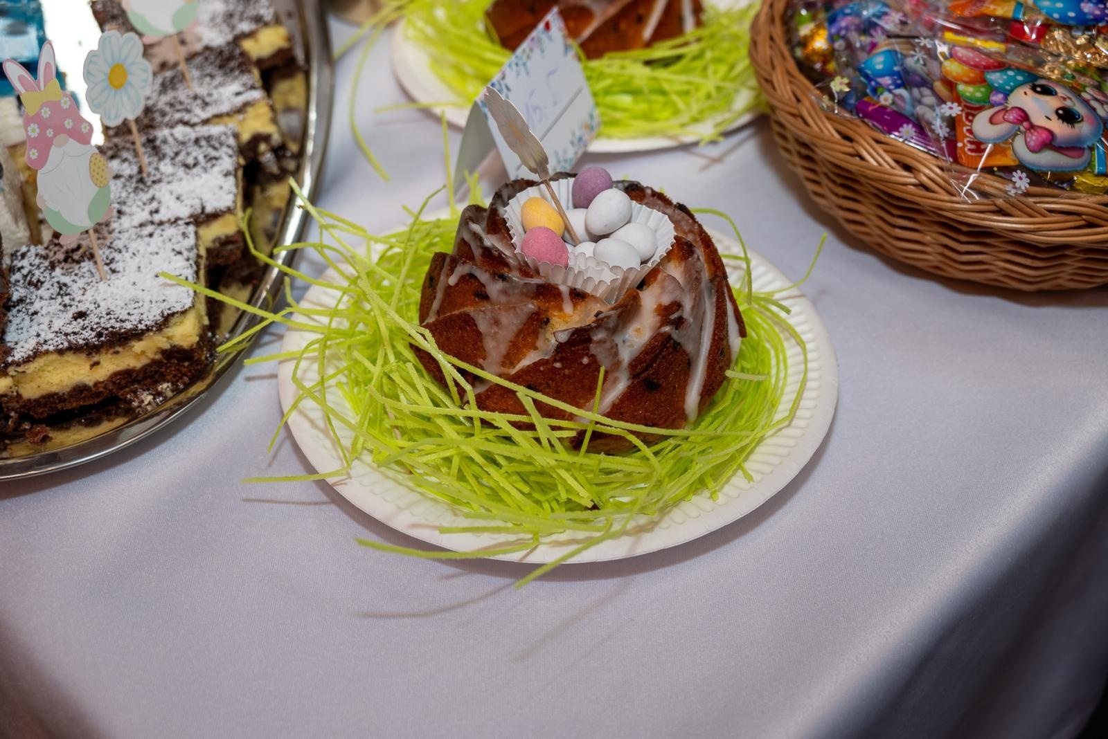 Zdjęcie w galerii na portalu naszraciborz.pl: Kiermasz Wielkanocny w niezwykłej scenerii tworkowskiego zamku [FOTO i WIDEO] wiadomości z regionu