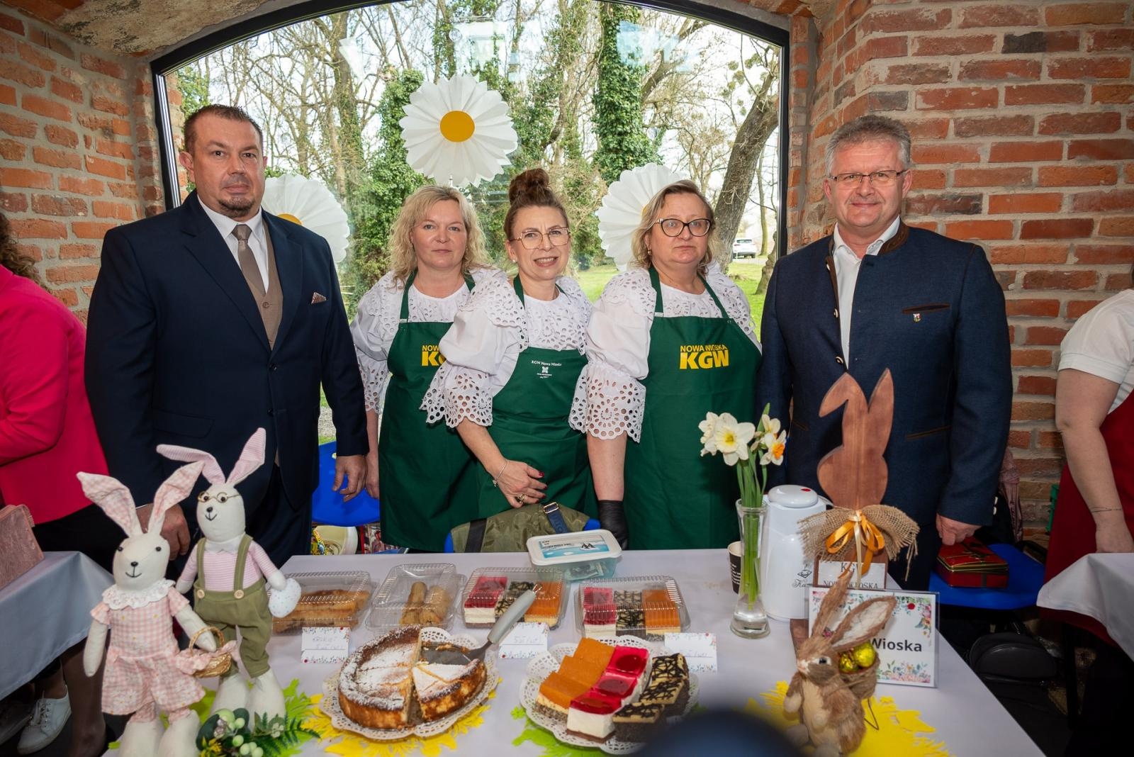 Zdjęcie w galerii na portalu naszraciborz.pl: Kiermasz Wielkanocny w niezwykłej scenerii tworkowskiego zamku [FOTO i WIDEO] wiadomości z regionu