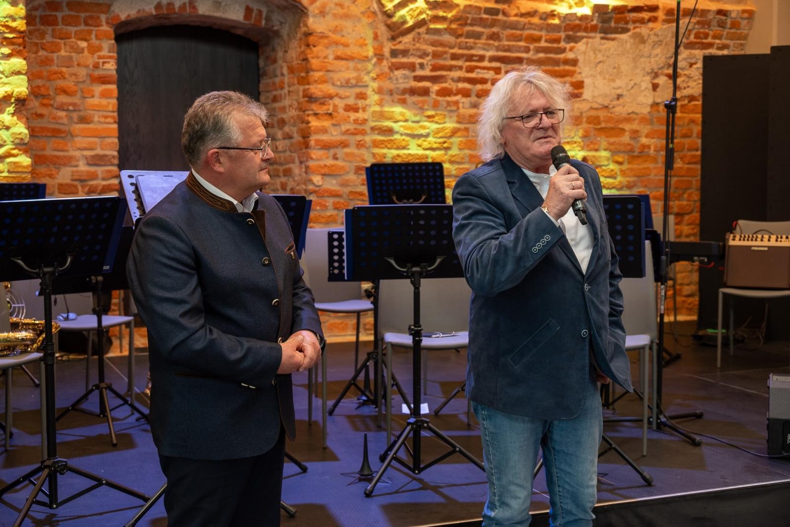 Zdjęcie w galerii na portalu naszraciborz.pl: Kiermasz Wielkanocny w niezwykłej scenerii tworkowskiego zamku [FOTO i WIDEO] wiadomości z regionu