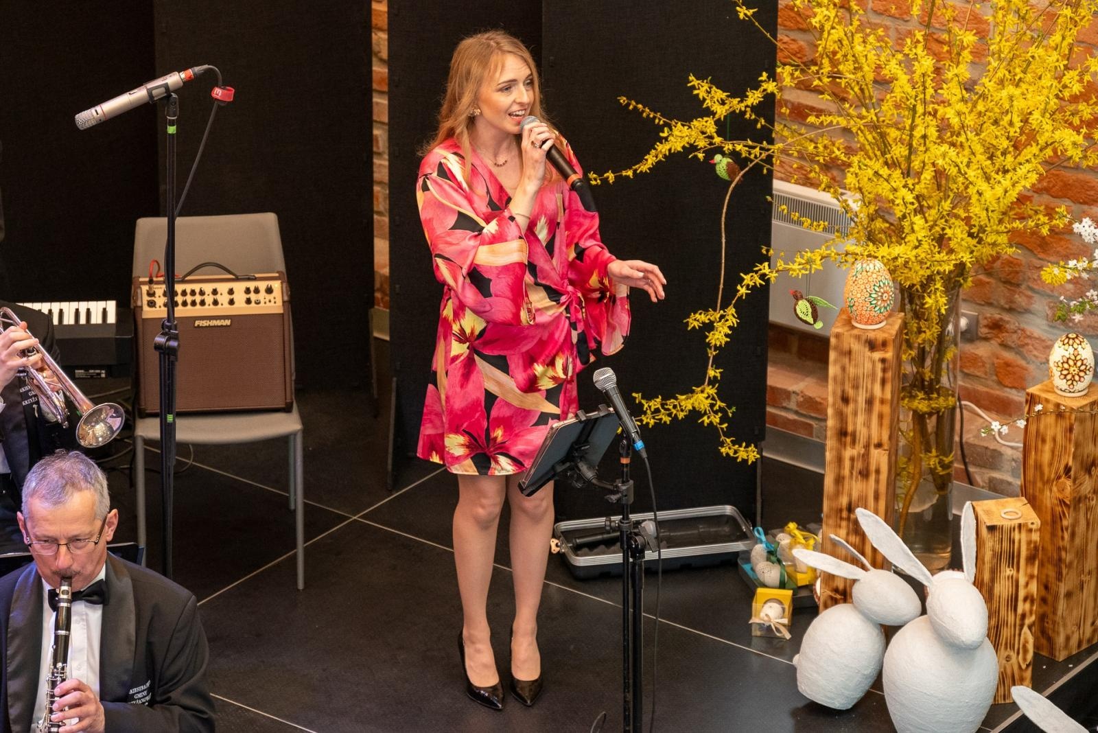 Zdjęcie w galerii na portalu naszraciborz.pl: Kiermasz Wielkanocny w niezwykłej scenerii tworkowskiego zamku [FOTO i WIDEO] wiadomości z regionu