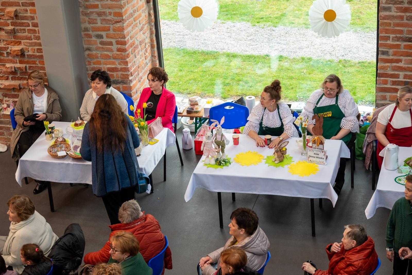 Zdjęcie w galerii na portalu naszraciborz.pl: Kiermasz Wielkanocny w niezwykłej scenerii tworkowskiego zamku [FOTO i WIDEO] wiadomości z regionu
