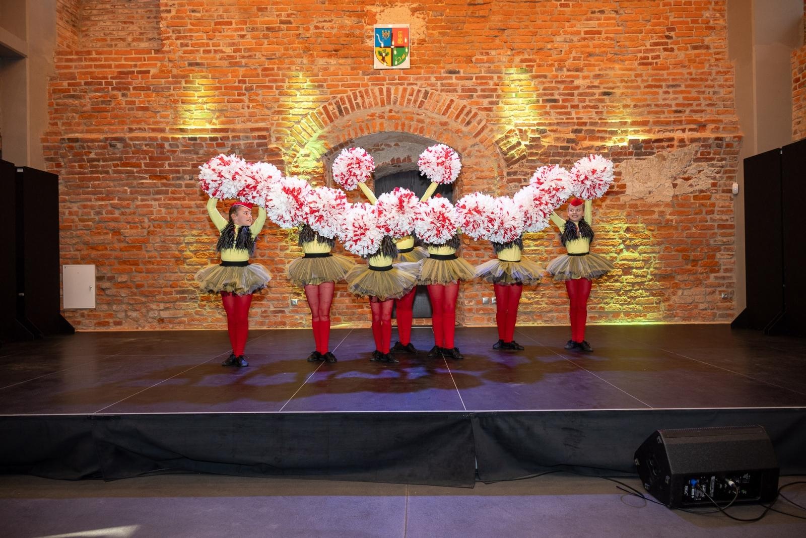 Zdjęcie w galerii na portalu naszraciborz.pl: Kiermasz Wielkanocny w niezwykłej scenerii tworkowskiego zamku [FOTO i WIDEO] wiadomości z regionu