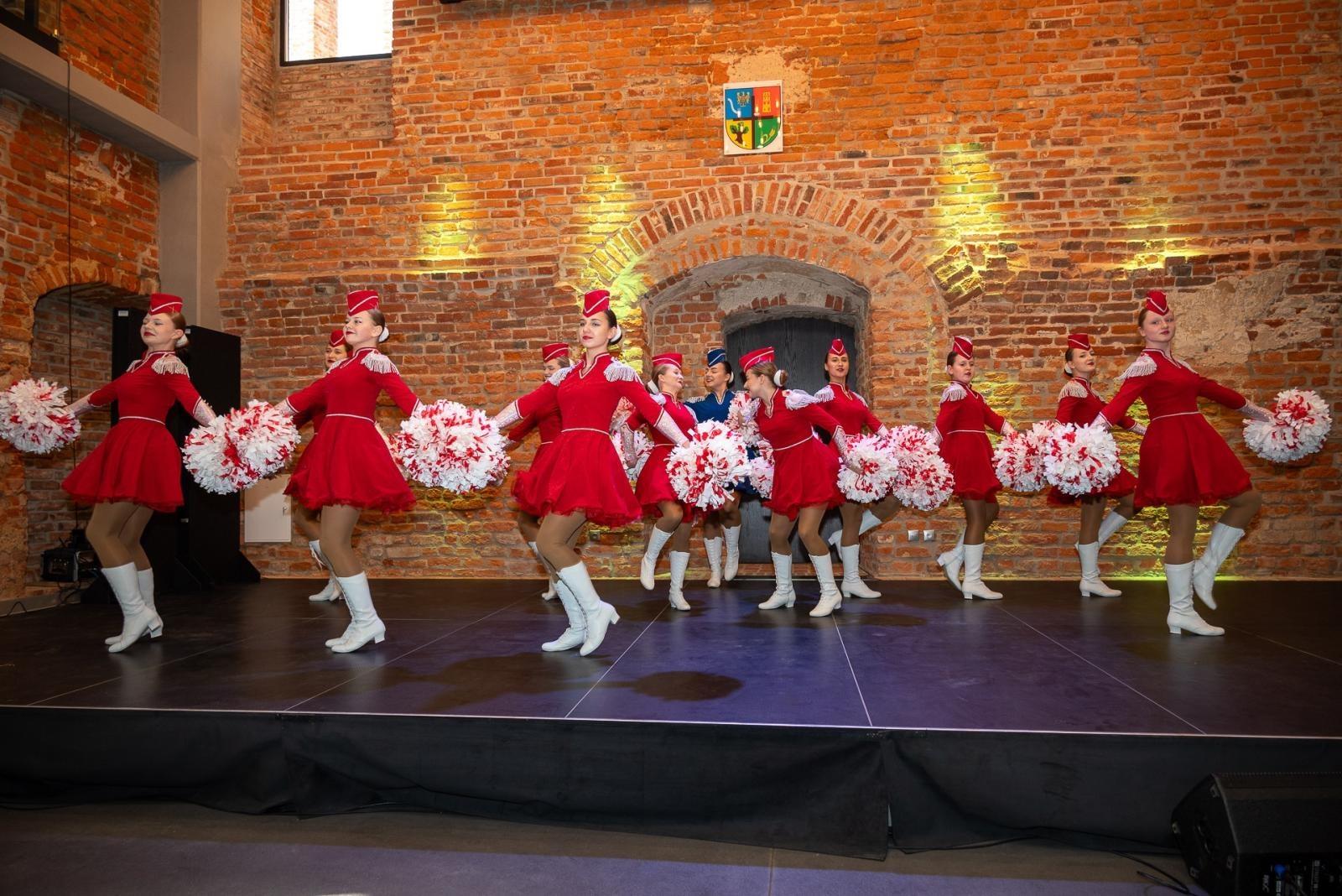Zdjęcie w galerii na portalu naszraciborz.pl: Kiermasz Wielkanocny w niezwykłej scenerii tworkowskiego zamku [FOTO i WIDEO] wiadomości z regionu