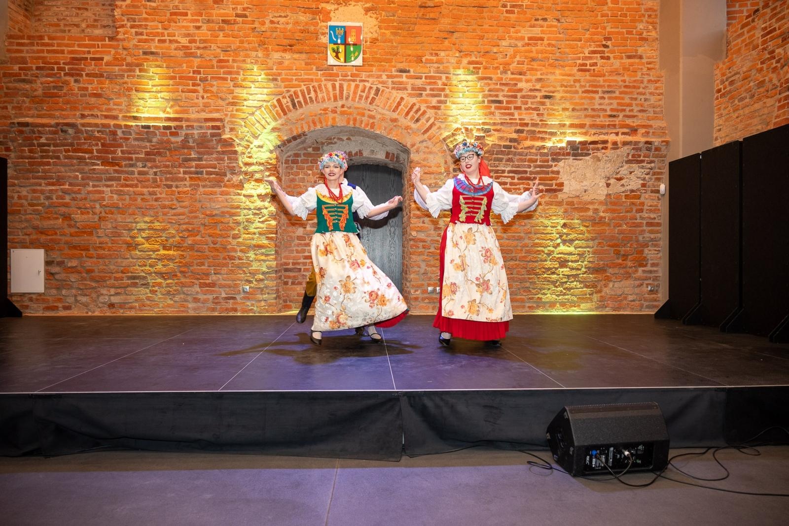 Zdjęcie w galerii na portalu naszraciborz.pl: Kiermasz Wielkanocny w niezwykłej scenerii tworkowskiego zamku [FOTO i WIDEO] wiadomości z regionu