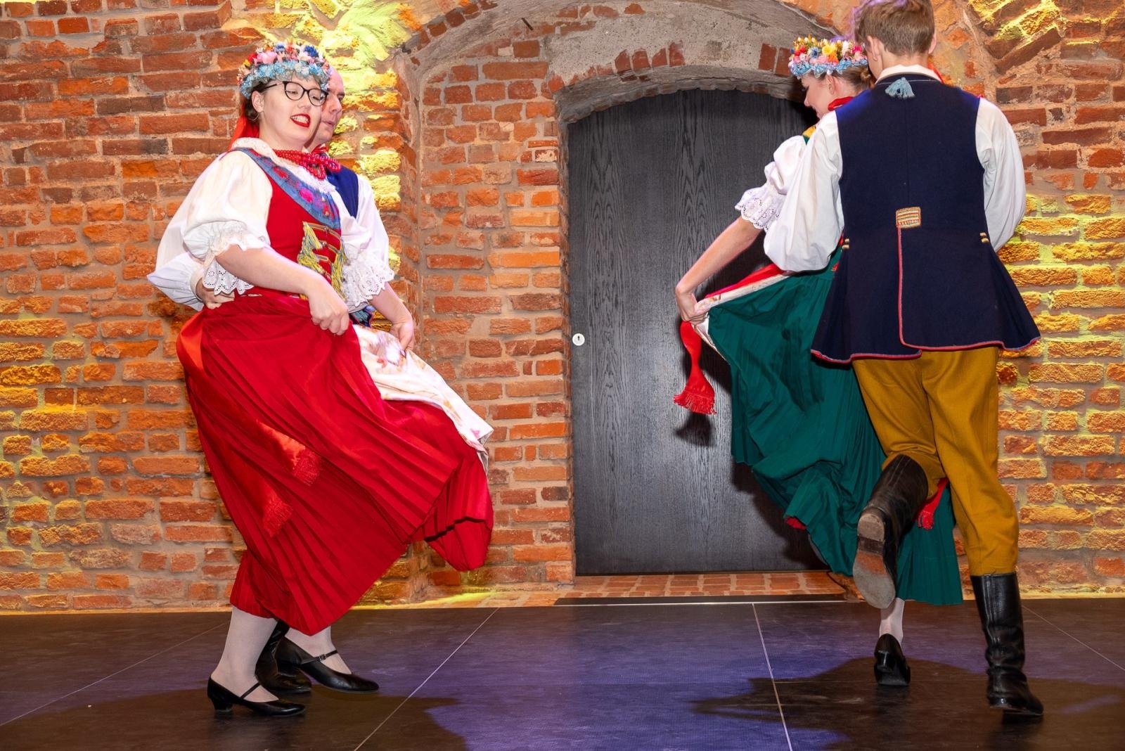 Zdjęcie w galerii na portalu naszraciborz.pl: Kiermasz Wielkanocny w niezwykłej scenerii tworkowskiego zamku [FOTO i WIDEO] wiadomości z regionu