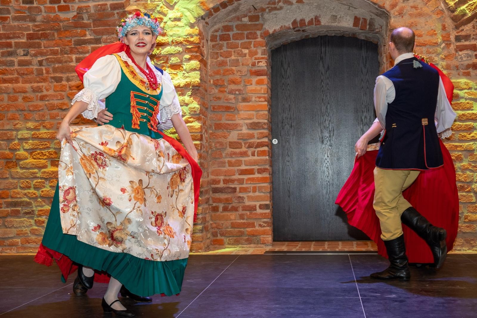 Zdjęcie w galerii na portalu naszraciborz.pl: Kiermasz Wielkanocny w niezwykłej scenerii tworkowskiego zamku [FOTO i WIDEO] wiadomości z regionu