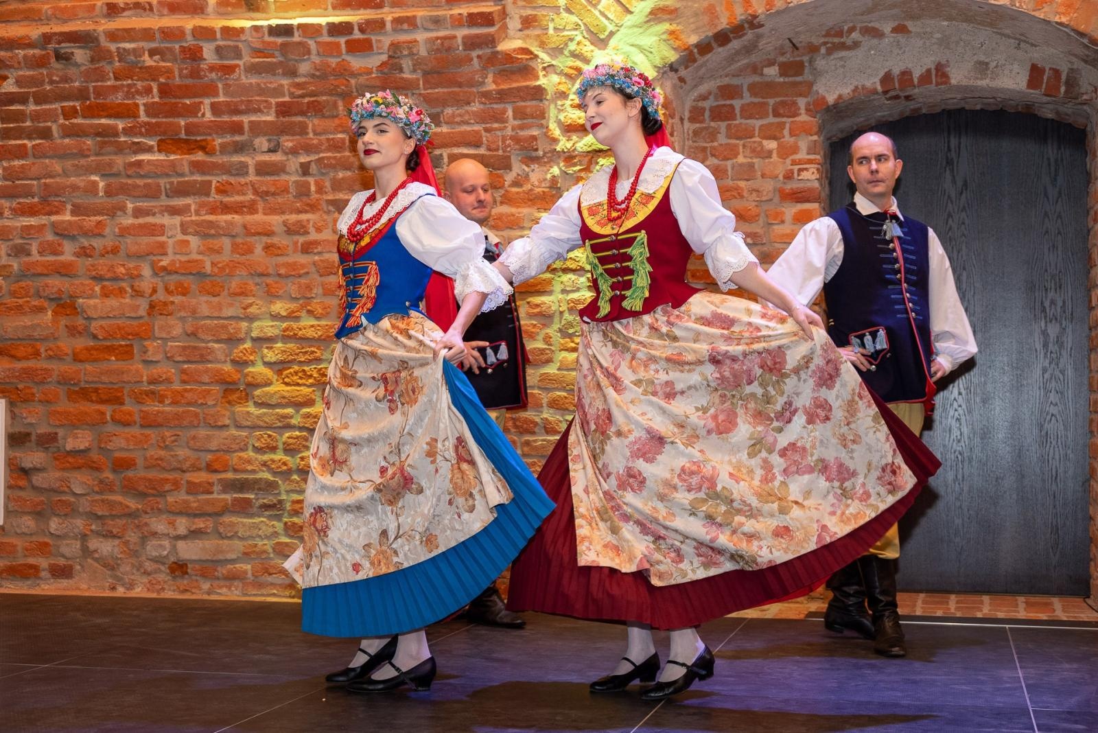 Zdjęcie w galerii na portalu naszraciborz.pl: Kiermasz Wielkanocny w niezwykłej scenerii tworkowskiego zamku [FOTO i WIDEO] wiadomości z regionu