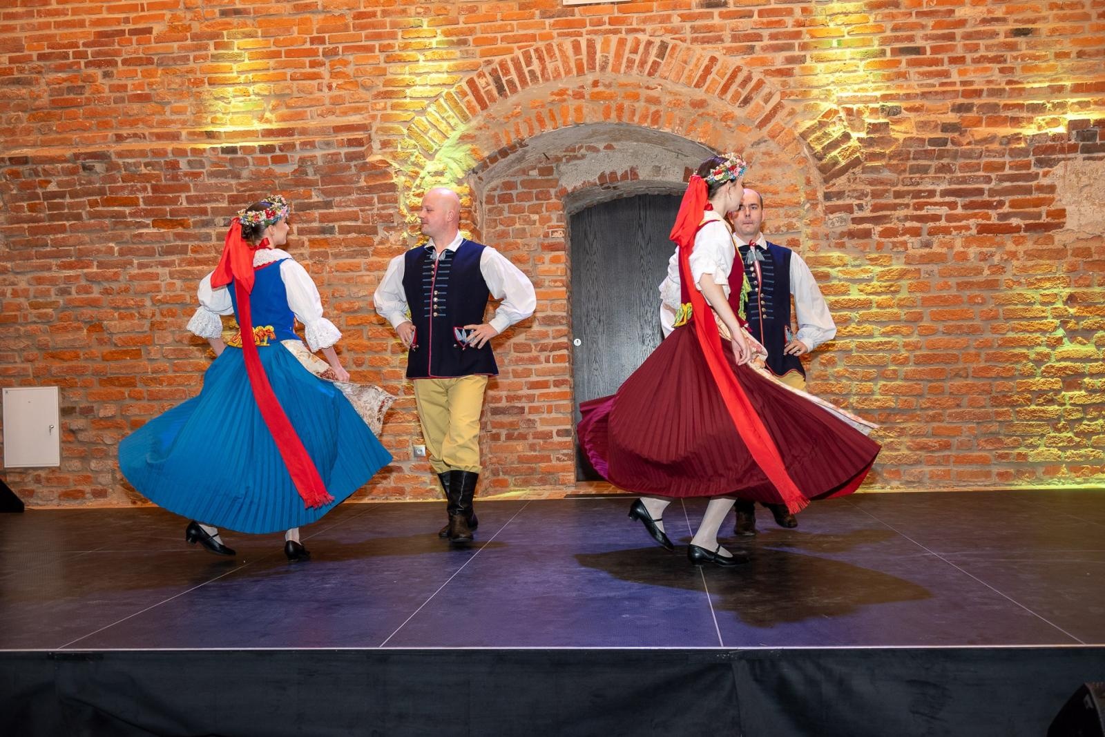 Zdjęcie w galerii na portalu naszraciborz.pl: Kiermasz Wielkanocny w niezwykłej scenerii tworkowskiego zamku [FOTO i WIDEO] wiadomości z regionu