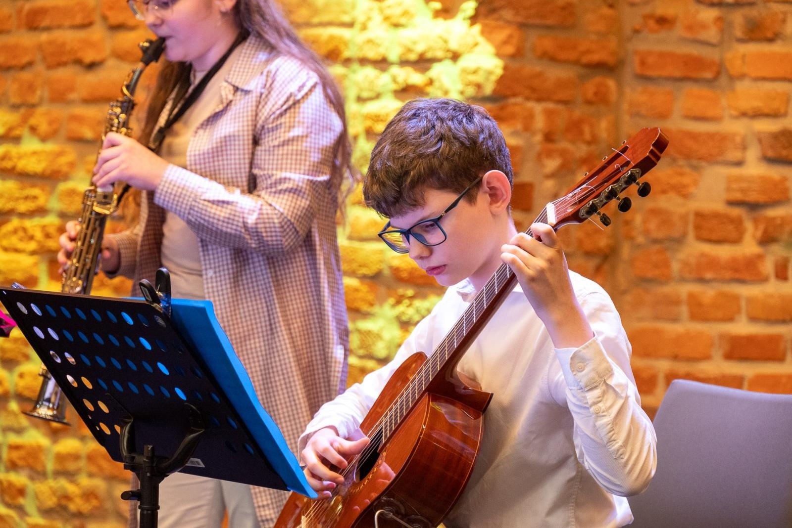 Zdjęcie w galerii na portalu naszraciborz.pl: Kiermasz Wielkanocny w niezwykłej scenerii tworkowskiego zamku [FOTO i WIDEO] wiadomości z regionu