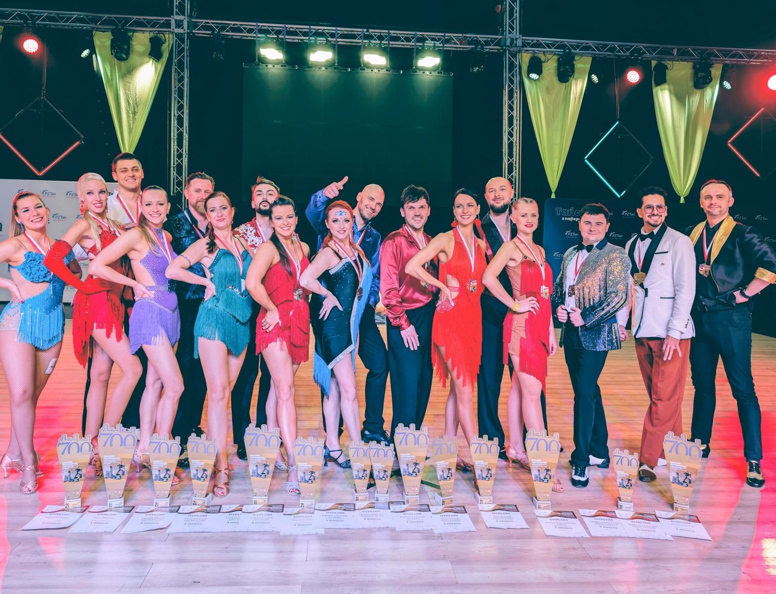 Zdjęcie w galerii na portalu naszraciborz.pl: Akademia Tańca El Pachanguero z siedmioma tytułami mistrzowskimi wiadomości z regionu