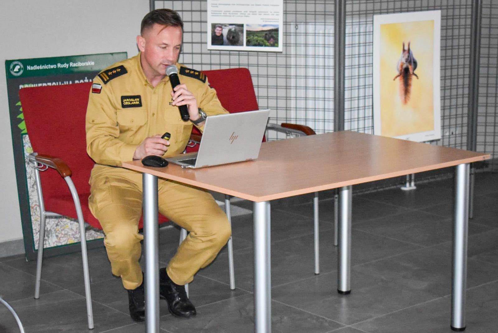 Zdjęcie w galerii na portalu naszraciborz.pl: Zamkowa Akademia Leśnika – Jak chronić lasy przed pożarami? [FOTO i WIDEO] wiadomości z regionu