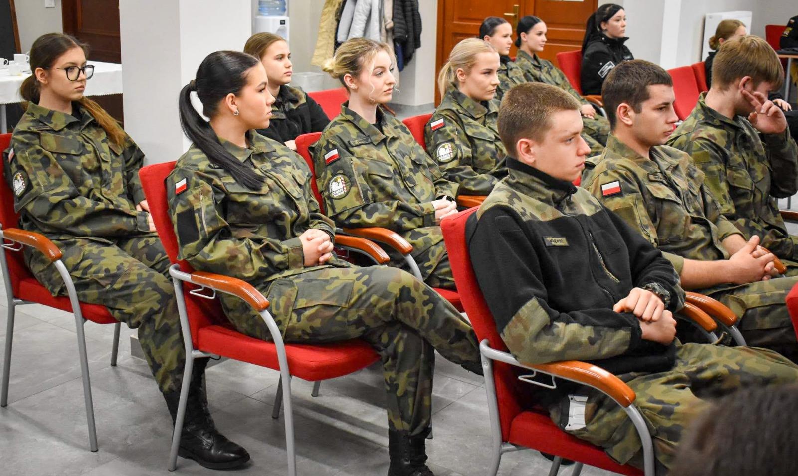 Zdjęcie w galerii na portalu naszraciborz.pl: Zamkowa Akademia Leśnika – Jak chronić lasy przed pożarami? [FOTO i WIDEO] wiadomości z regionu