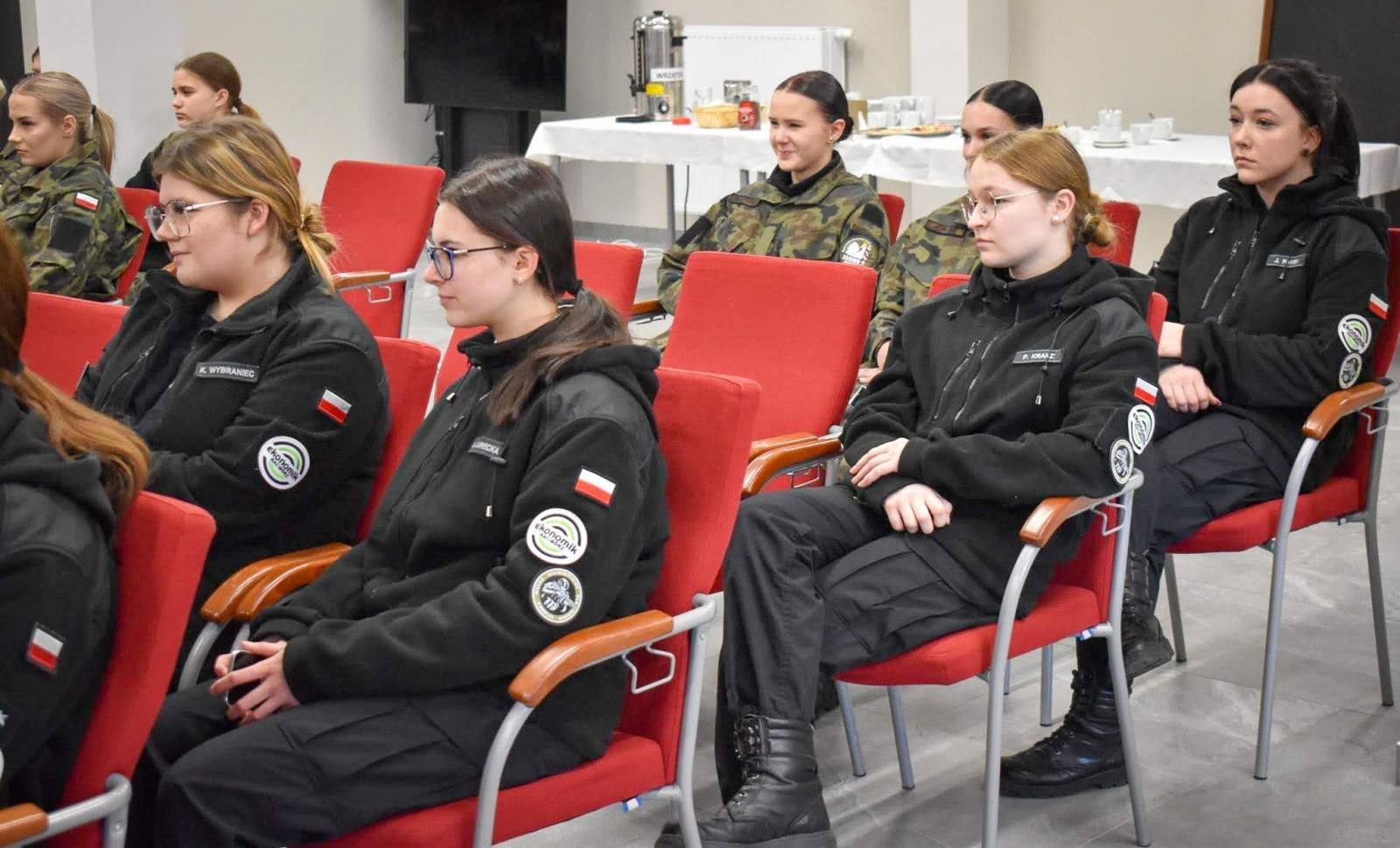 Zdjęcie w galerii na portalu naszraciborz.pl: Zamkowa Akademia Leśnika – Jak chronić lasy przed pożarami? [FOTO i WIDEO] wiadomości z regionu