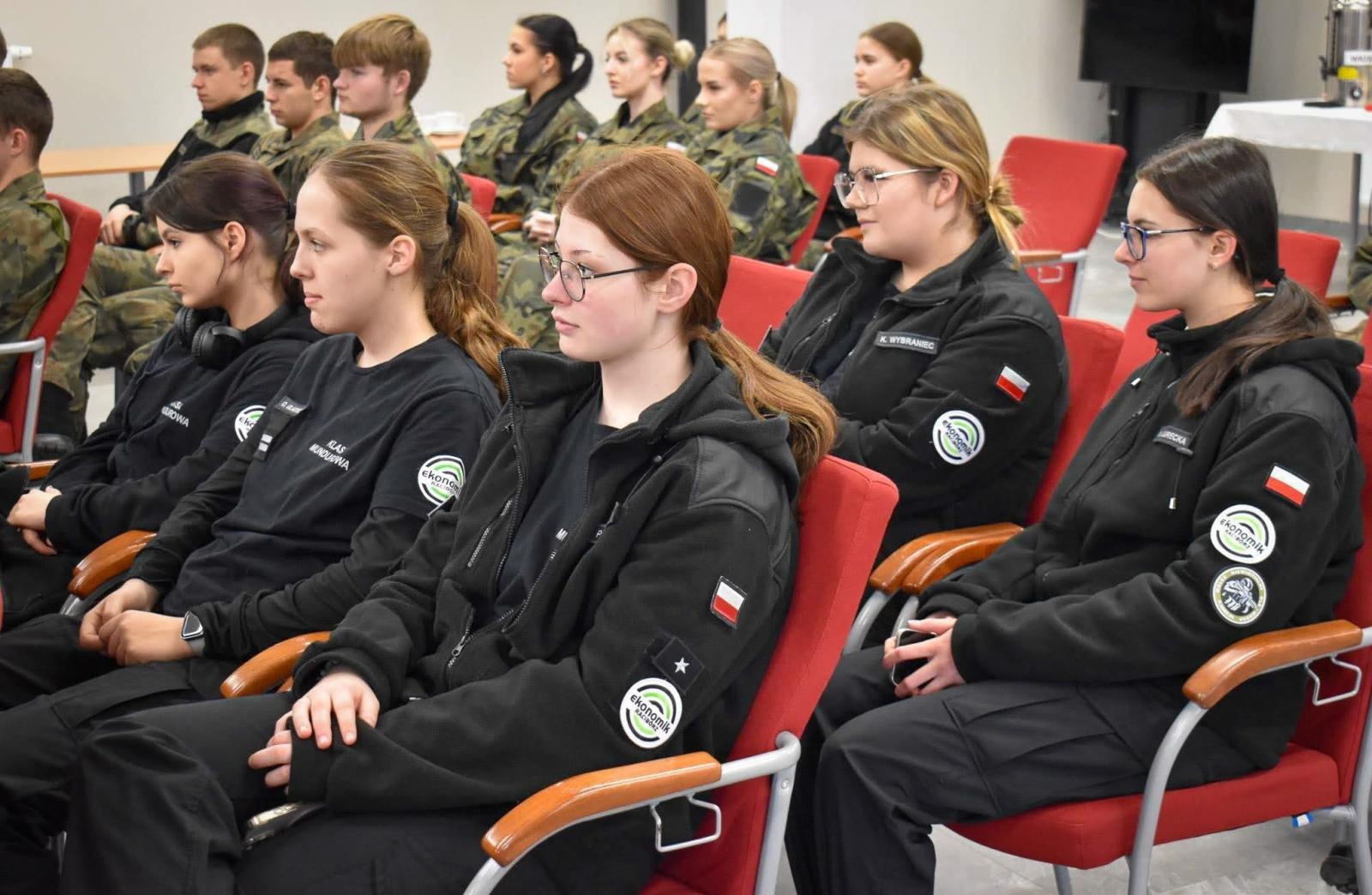 Zdjęcie w galerii na portalu naszraciborz.pl: Zamkowa Akademia Leśnika – Jak chronić lasy przed pożarami? [FOTO i WIDEO] wiadomości z regionu