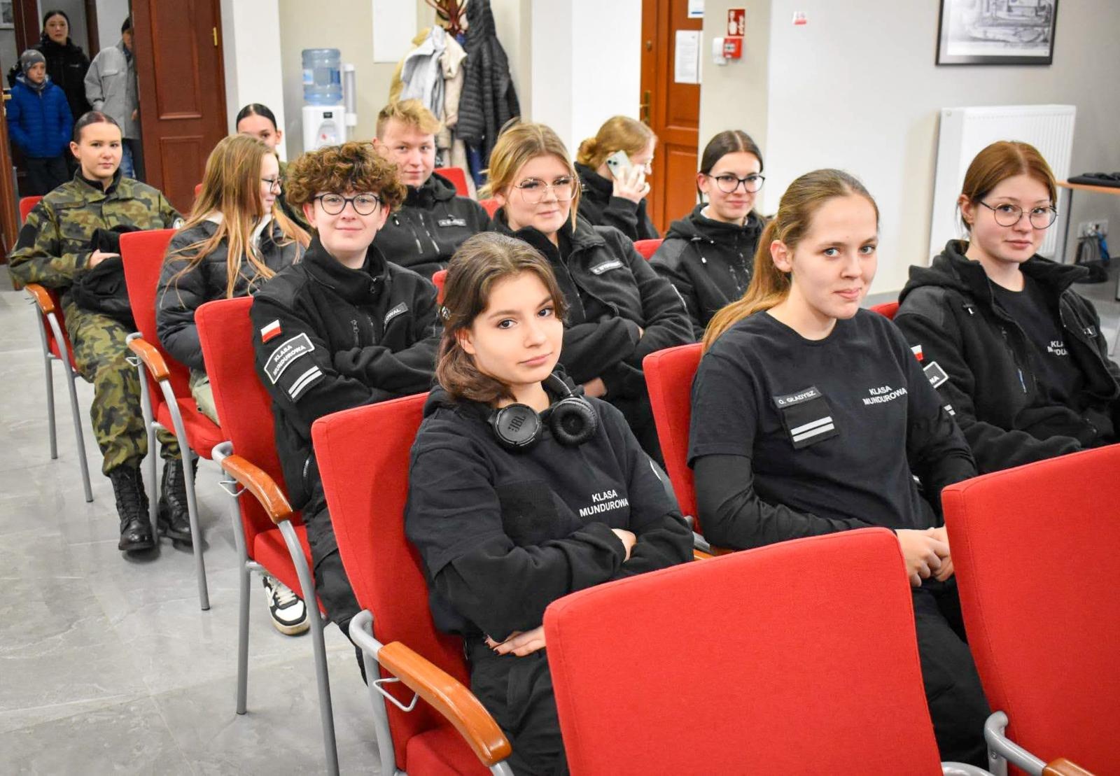 Zdjęcie w galerii na portalu naszraciborz.pl: Zamkowa Akademia Leśnika – Jak chronić lasy przed pożarami? [FOTO i WIDEO] wiadomości z regionu