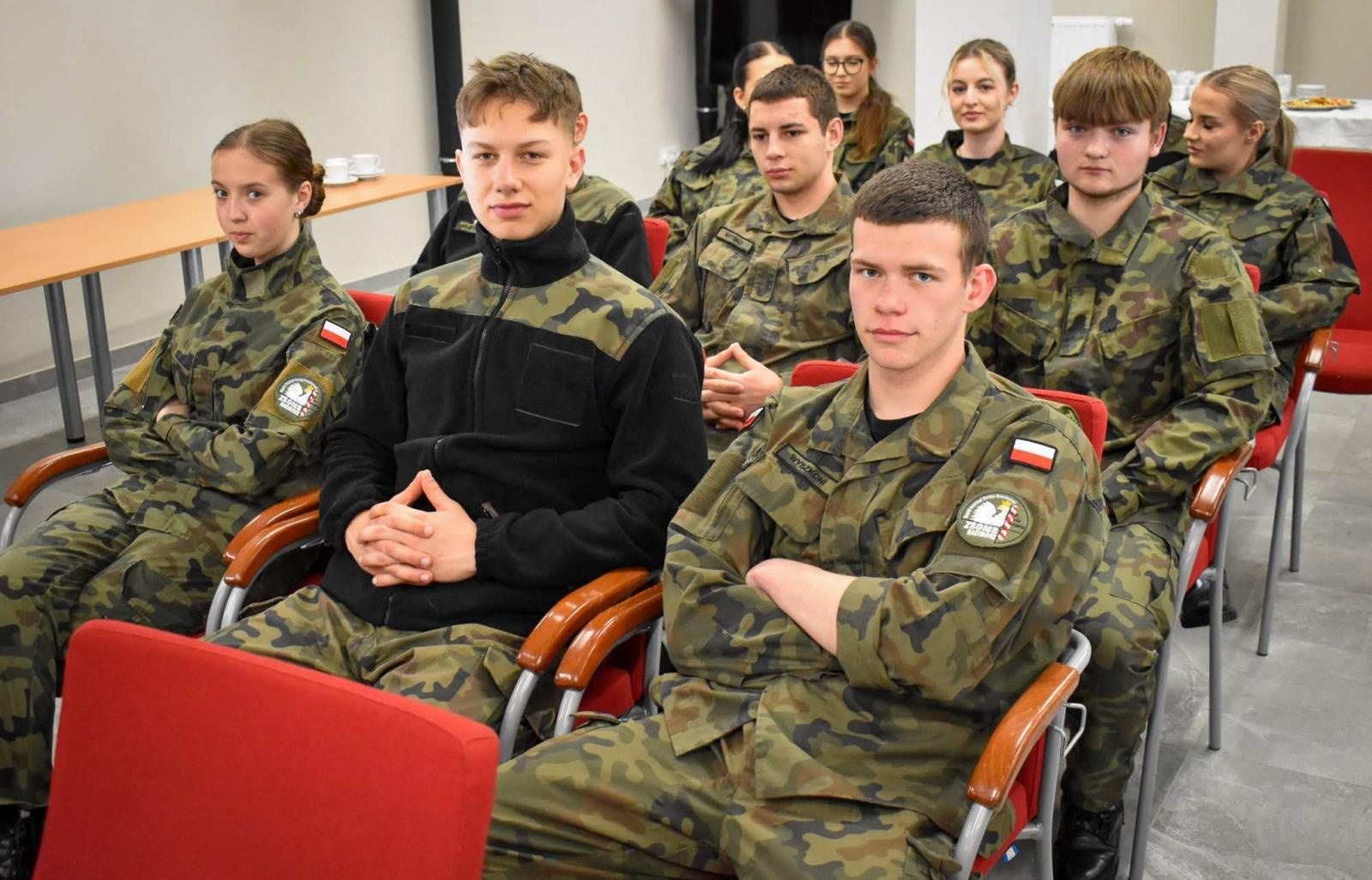 Zdjęcie w galerii na portalu naszraciborz.pl: Zamkowa Akademia Leśnika – Jak chronić lasy przed pożarami? [FOTO i WIDEO] wiadomości z regionu