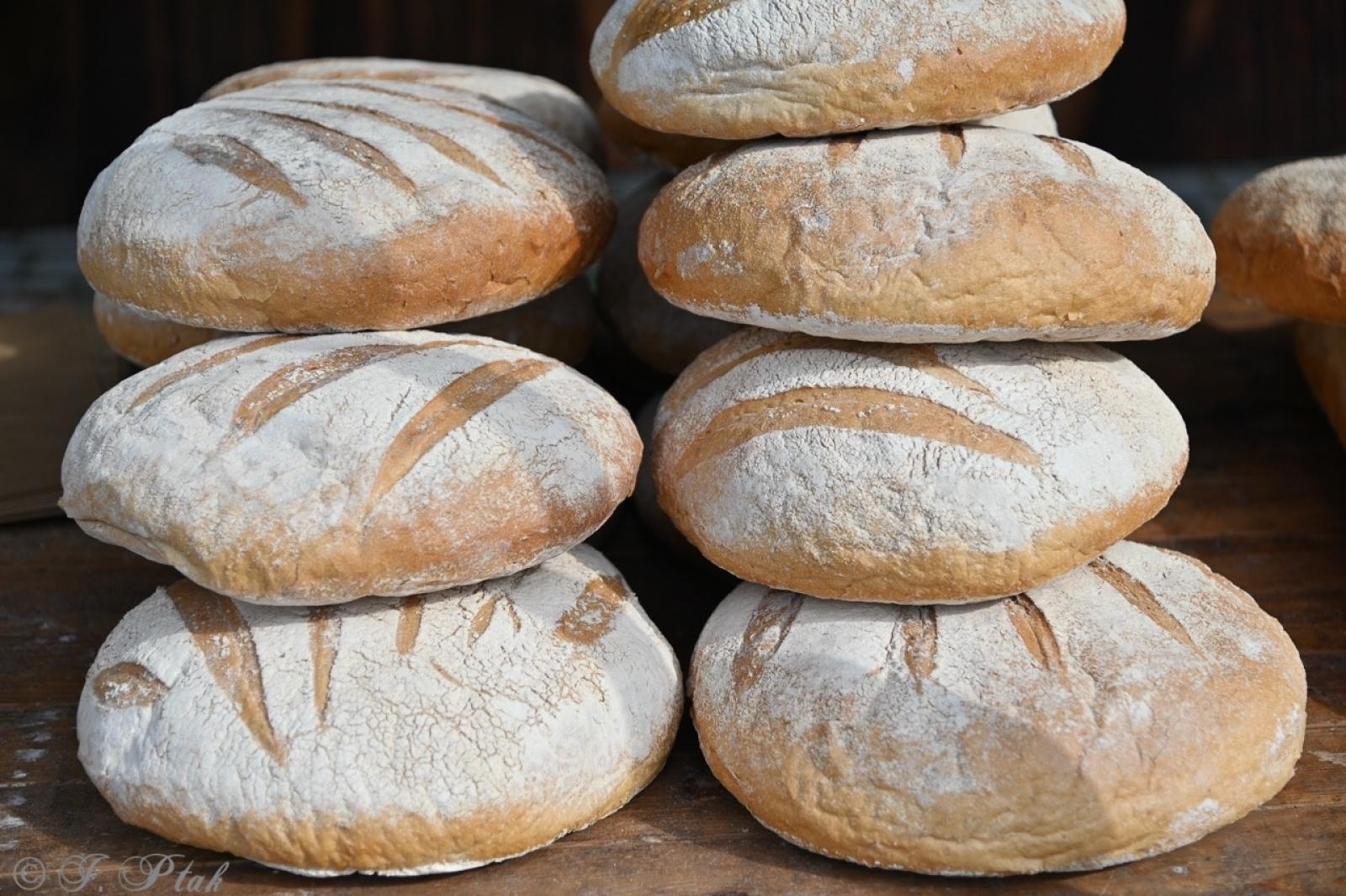 Zdjęcie w galerii na portalu naszraciborz.pl: Jarmark Wielkanocny na Rynku za nami [FOTO] wiadomości z regionu