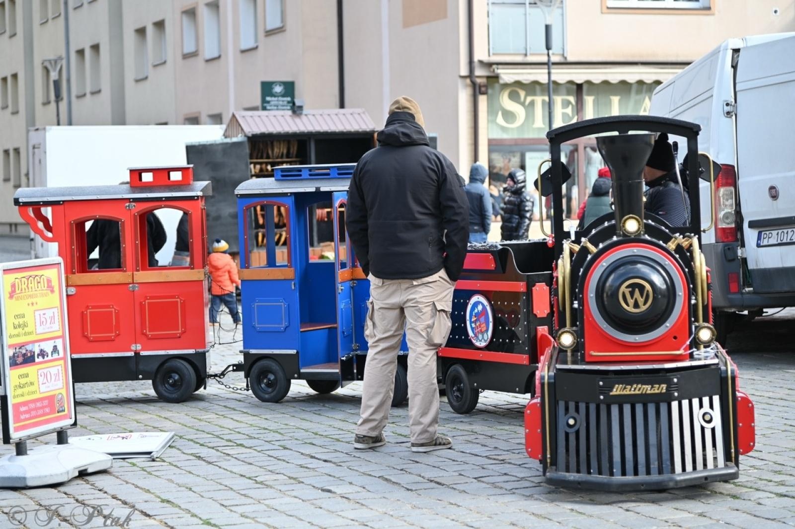 Zdjęcie w galerii na portalu naszraciborz.pl: Jarmark Wielkanocny na Rynku za nami [FOTO] wiadomości z regionu