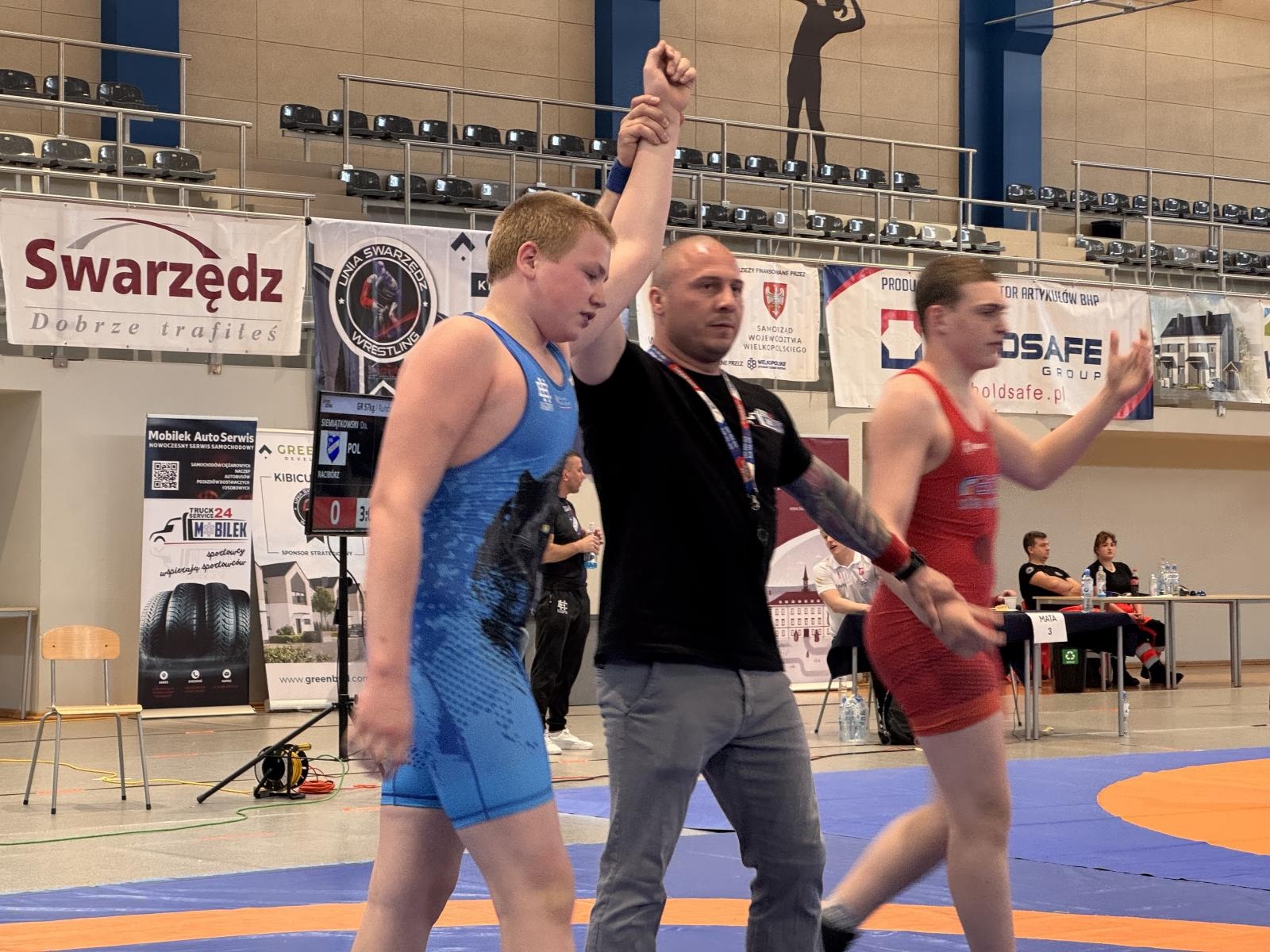 Zdjęcie w galerii na portalu naszraciborz.pl: Medalowy popis zapaśników Unii Racibórz w Swarzędzu wiadomości z regionu