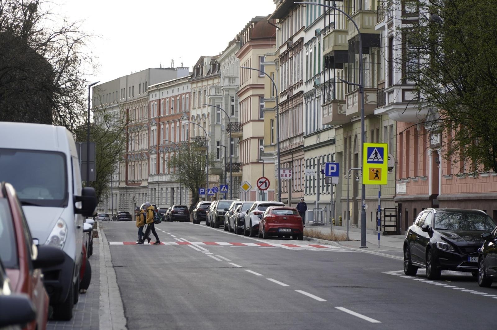 Zdjęcie w galerii na portalu naszraciborz.pl: Trochę to trwało, ale się udało. Zakończył się remont ul. Staszica wiadomości z regionu