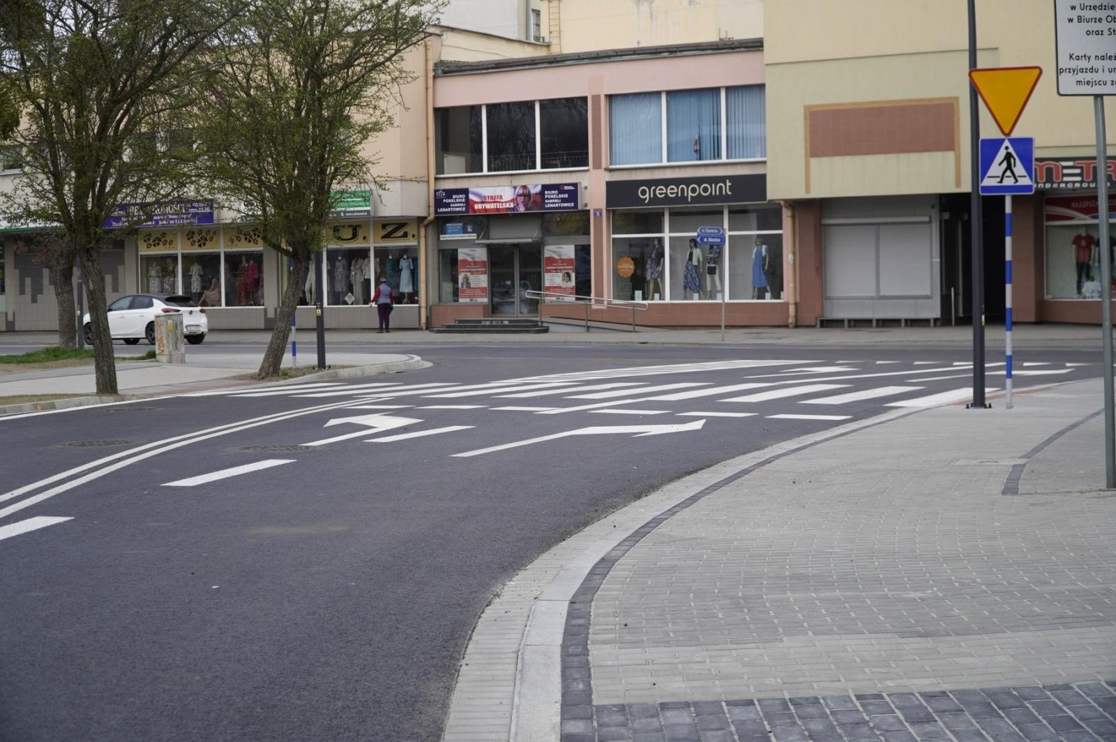 Zdjęcie w galerii na portalu naszraciborz.pl: Trochę to trwało, ale się udało. Zakończył się remont ul. Staszica wiadomości z regionu