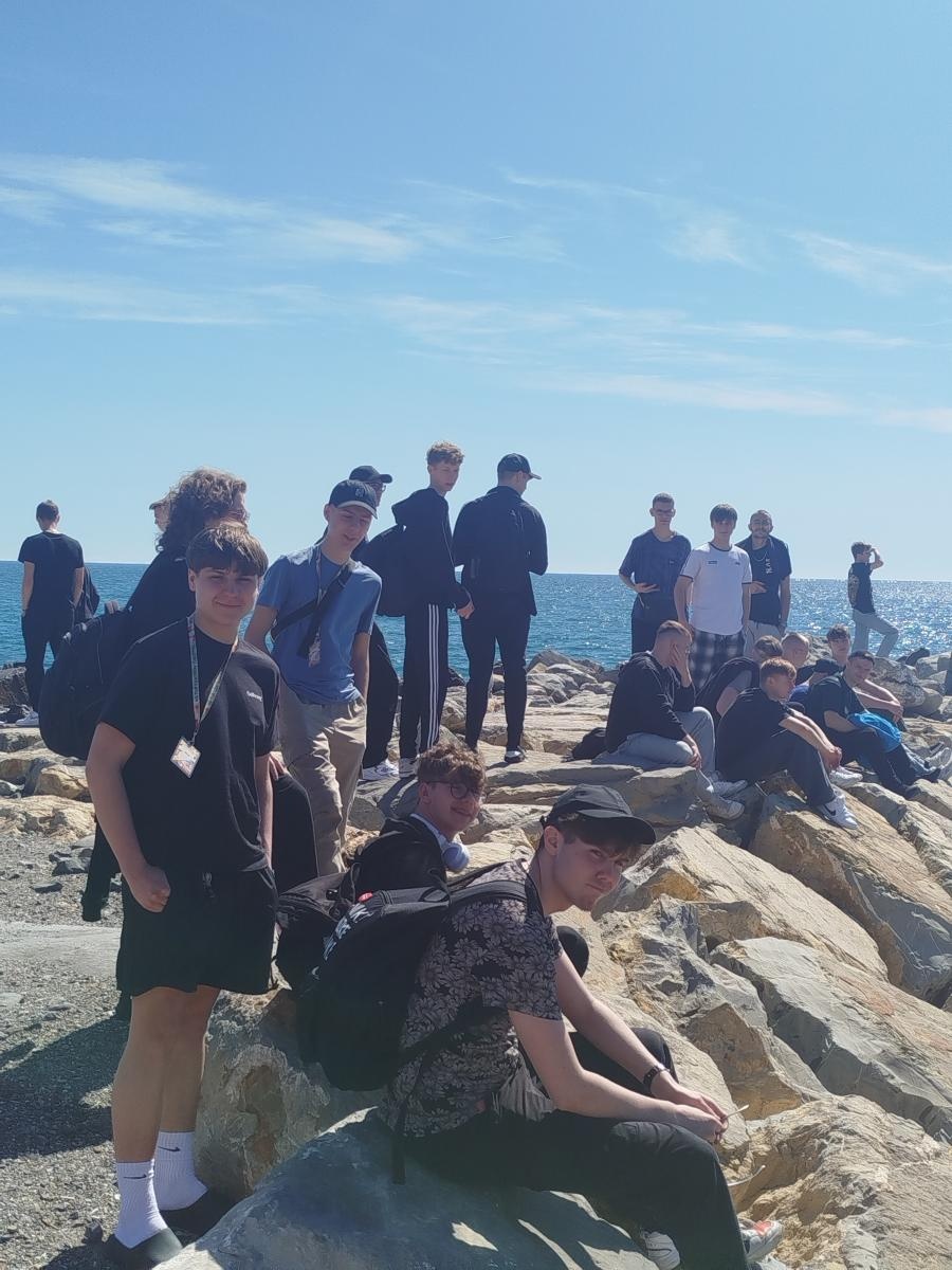 Zdjęcie w galerii na portalu naszraciborz.pl: Włoski styl, hiszpański klimat i francuski szyk – europejska wycieczka Mechanika wiadomości z regionu