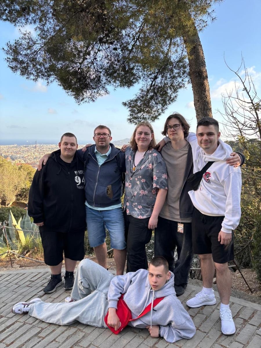 Zdjęcie w galerii na portalu naszraciborz.pl: Włoski styl, hiszpański klimat i francuski szyk – europejska wycieczka Mechanika wiadomości z regionu