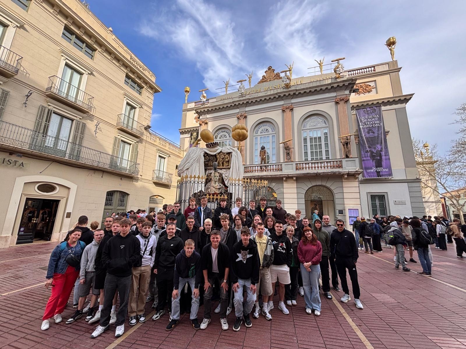 Zdjęcie w galerii na portalu naszraciborz.pl: Włoski styl, hiszpański klimat i francuski szyk – europejska wycieczka Mechanika wiadomości z regionu