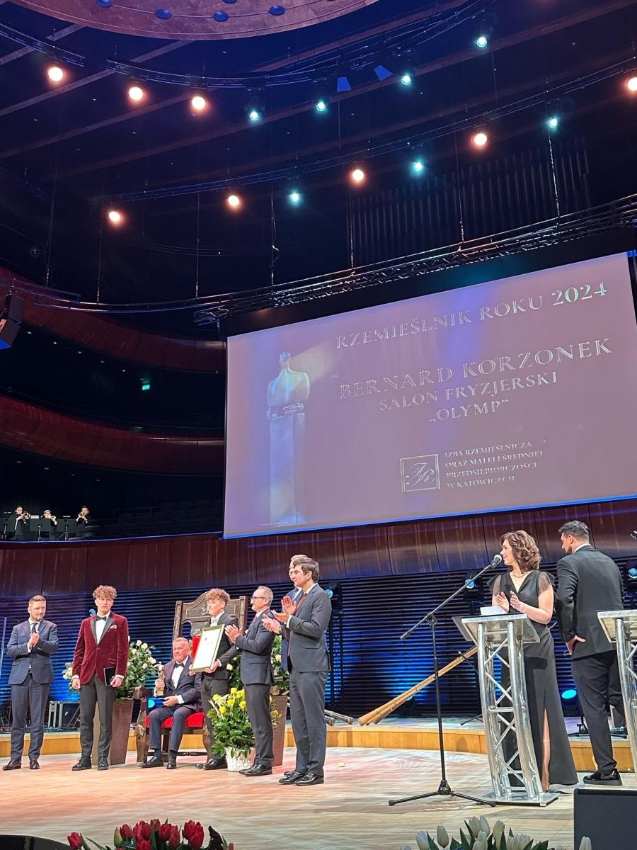Zdjęcie w galerii na portalu naszraciborz.pl: Bernard Korzonek z Raciborza z tytułem Rzemieślnika Roku! wiadomości z regionu