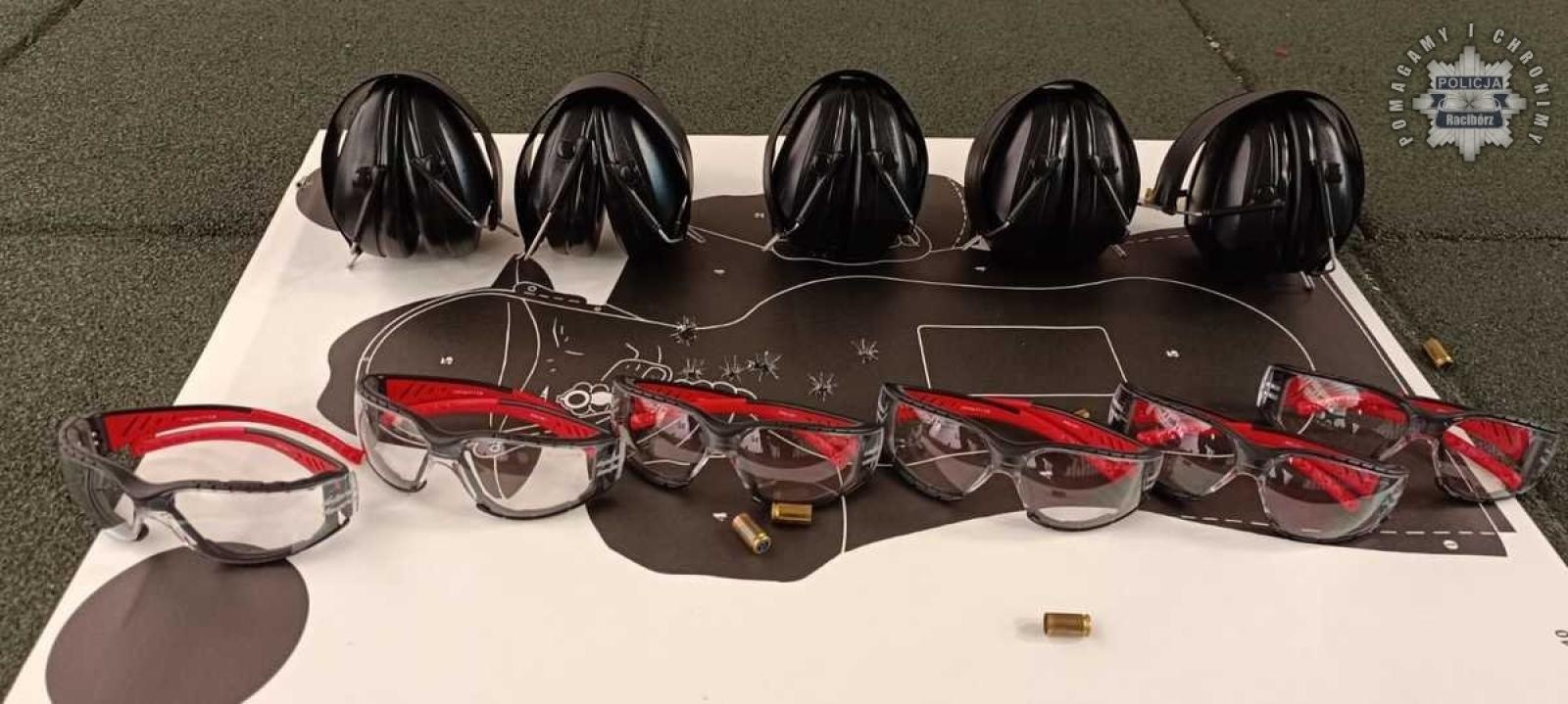 Zdjęcie w galerii na portalu naszraciborz.pl: Policyjne awanse w komendzie w Raciborzu wiadomości z regionu