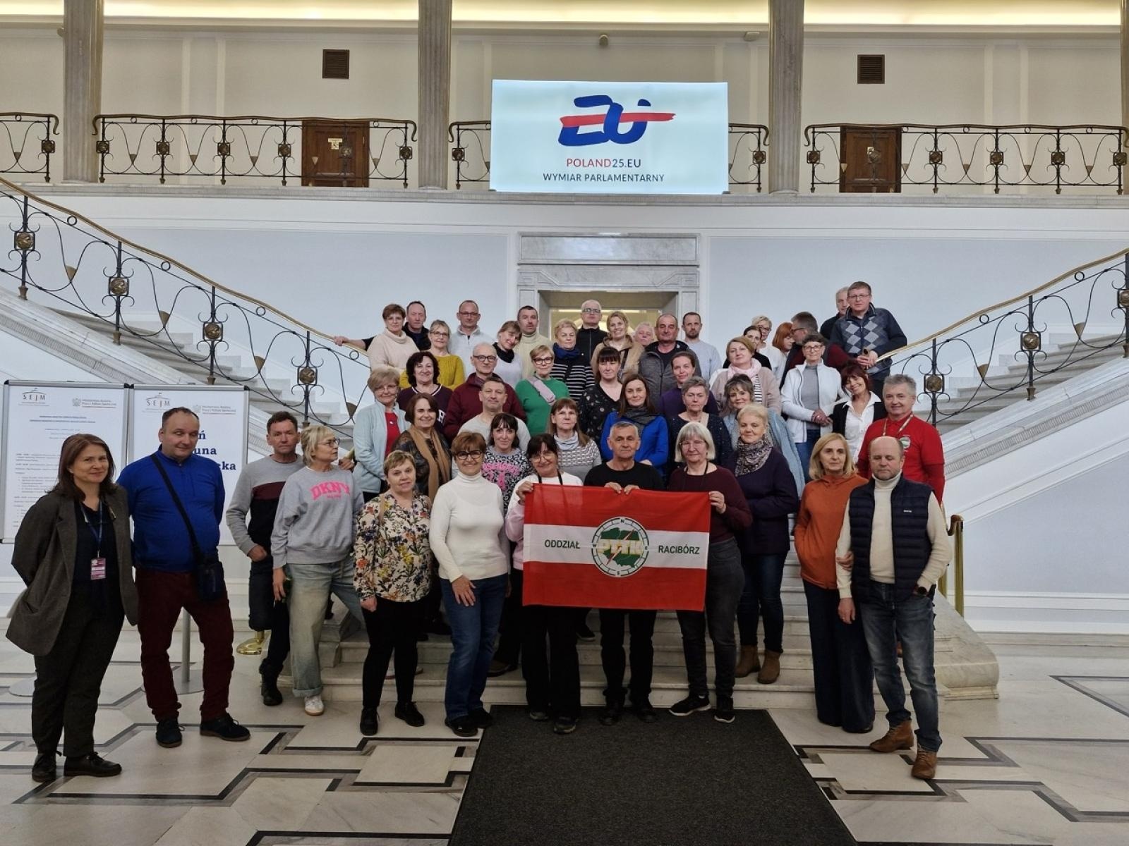 Zdjęcie w galerii na portalu naszraciborz.pl: Warszawa oczami raciborzan – relacja z wycieczki PTTK wiadomości z regionu