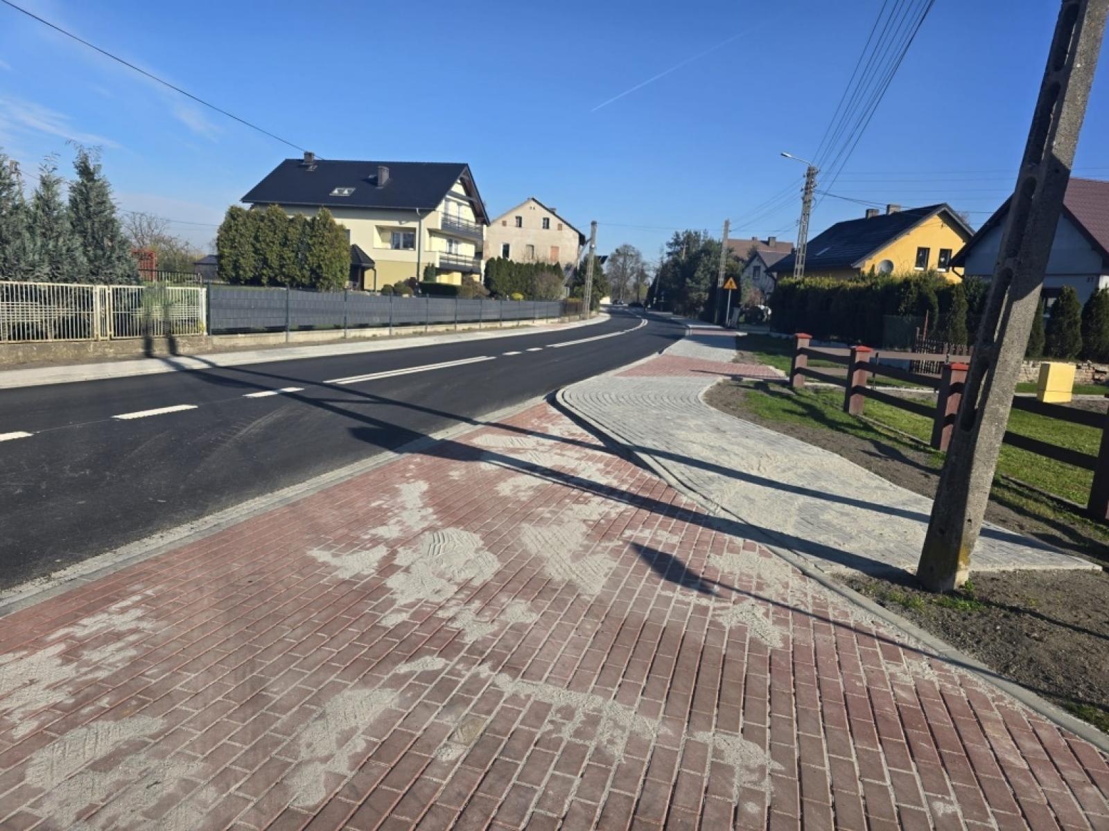 Zdjęcie w galerii na portalu naszraciborz.pl: Nowa droga powiatowa w Turzu już otwarta wiadomości z regionu