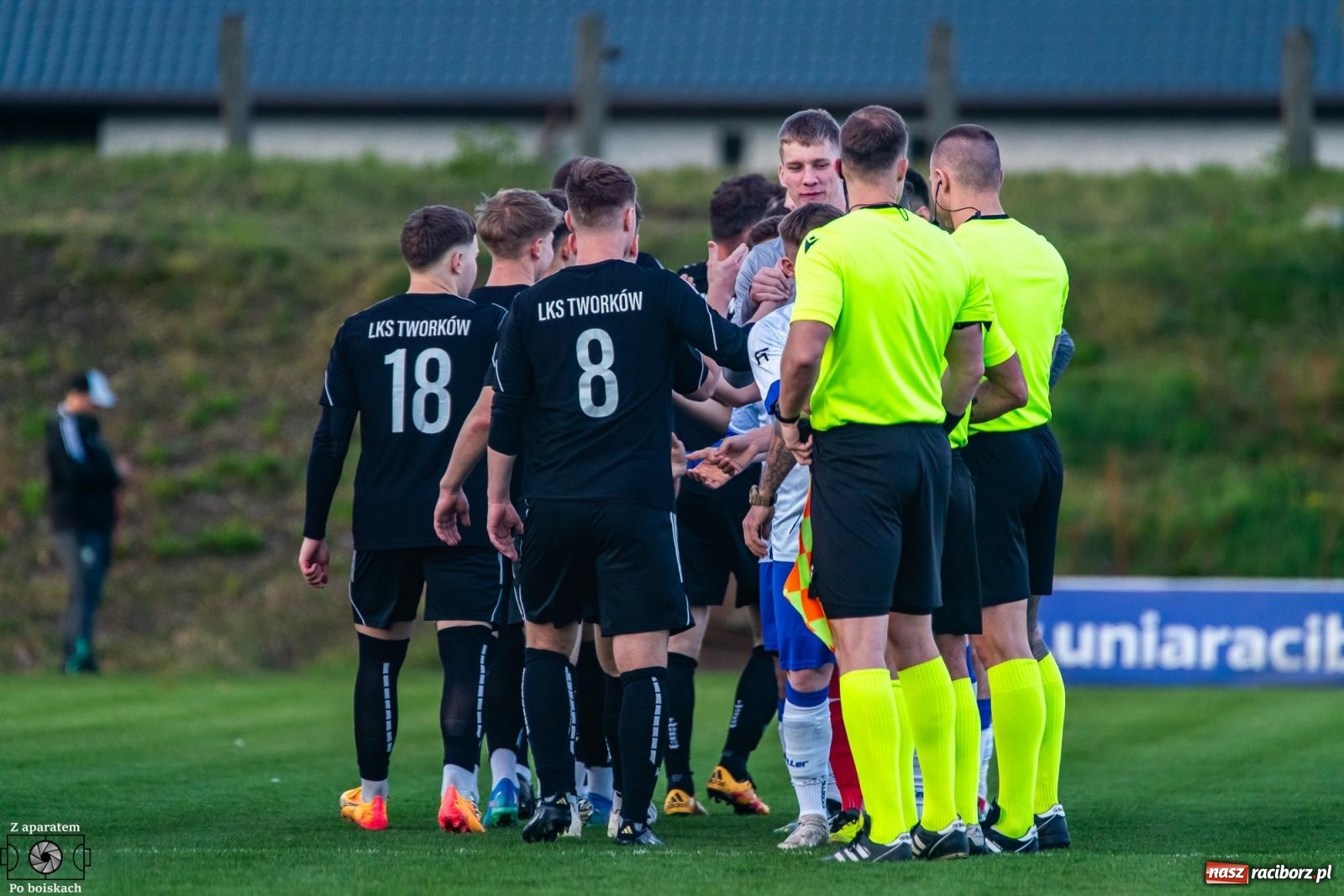 Zdjęcie w galerii na portalu naszraciborz.pl: Czekali na tę chwilę dwadzieścia dwa lata. Unia Racibórz z Pucharem Polski na szczeblu Podokręgu [FOTO i WIDEO] wiadomości z regionu