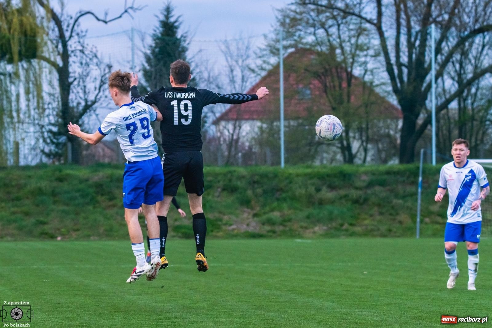 Zdjęcie w galerii na portalu naszraciborz.pl: Czekali na tę chwilę dwadzieścia dwa lata. Unia Racibórz z Pucharem Polski na szczeblu Podokręgu [FOTO i WIDEO] wiadomości z regionu