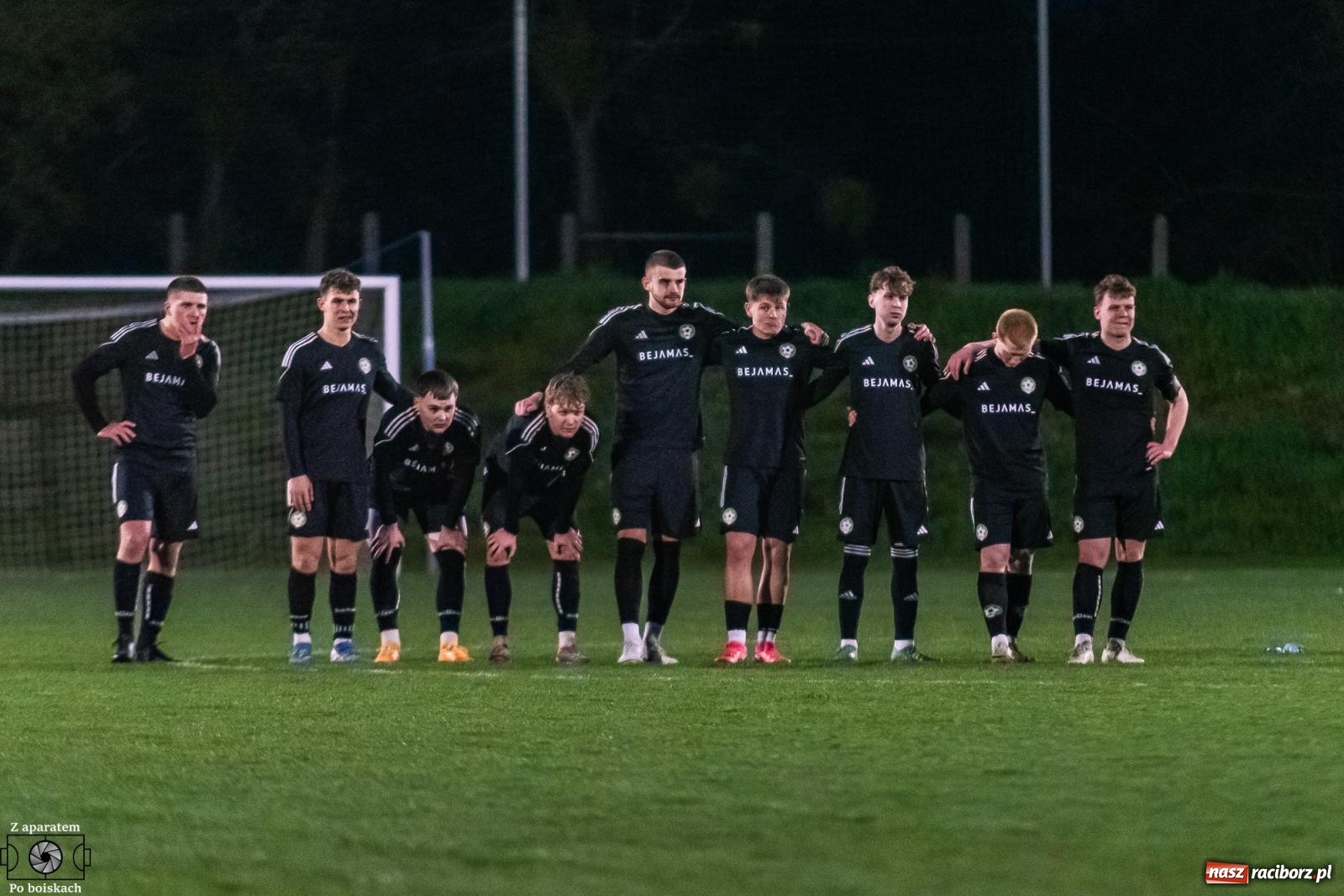 Zdjęcie w galerii na portalu naszraciborz.pl: Czekali na tę chwilę dwadzieścia dwa lata. Unia Racibórz z Pucharem Polski na szczeblu Podokręgu [FOTO i WIDEO] wiadomości z regionu
