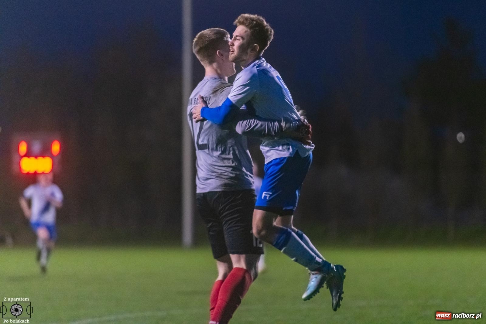 Zdjęcie w galerii na portalu naszraciborz.pl: Czekali na tę chwilę dwadzieścia dwa lata. Unia Racibórz z Pucharem Polski na szczeblu Podokręgu [FOTO i WIDEO] wiadomości z regionu