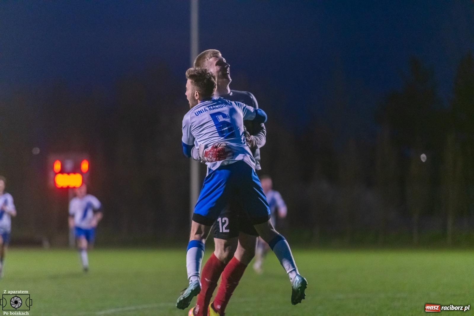 Zdjęcie w galerii na portalu naszraciborz.pl: Czekali na tę chwilę dwadzieścia dwa lata. Unia Racibórz z Pucharem Polski na szczeblu Podokręgu [FOTO i WIDEO] wiadomości z regionu