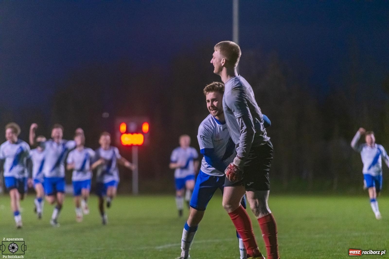 Zdjęcie w galerii na portalu naszraciborz.pl: Czekali na tę chwilę dwadzieścia dwa lata. Unia Racibórz z Pucharem Polski na szczeblu Podokręgu [FOTO i WIDEO] wiadomości z regionu