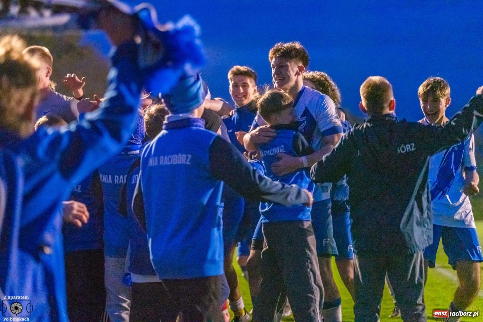 Zdjęcie w galerii na portalu naszraciborz.pl: Czekali na tę chwilę dwadzieścia dwa lata. Unia Racibórz z Pucharem Polski na szczeblu Podokręgu [FOTO i WIDEO] wiadomości z regionu