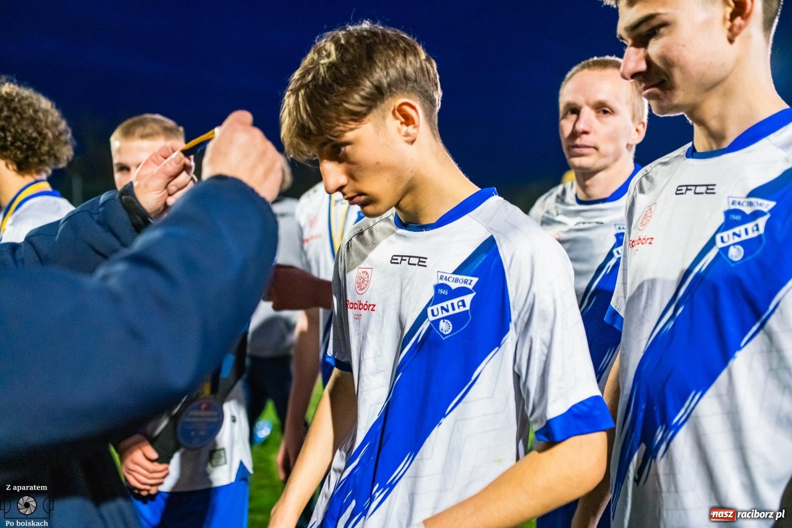 Zdjęcie w galerii na portalu naszraciborz.pl: Czekali na tę chwilę dwadzieścia dwa lata. Unia Racibórz z Pucharem Polski na szczeblu Podokręgu [FOTO i WIDEO] wiadomości z regionu