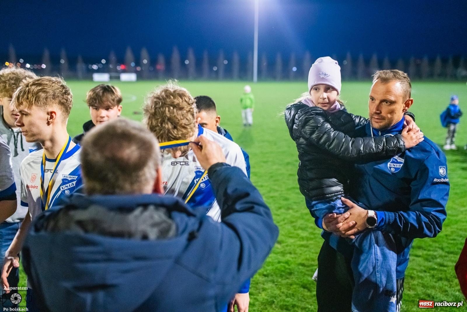 Zdjęcie w galerii na portalu naszraciborz.pl: Czekali na tę chwilę dwadzieścia dwa lata. Unia Racibórz z Pucharem Polski na szczeblu Podokręgu [FOTO i WIDEO] wiadomości z regionu
