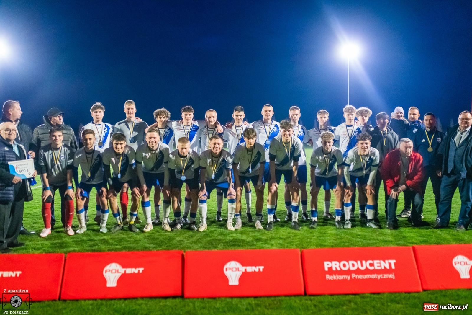 Zdjęcie w galerii na portalu naszraciborz.pl: Czekali na tę chwilę dwadzieścia dwa lata. Unia Racibórz z Pucharem Polski na szczeblu Podokręgu [FOTO i WIDEO] wiadomości z regionu