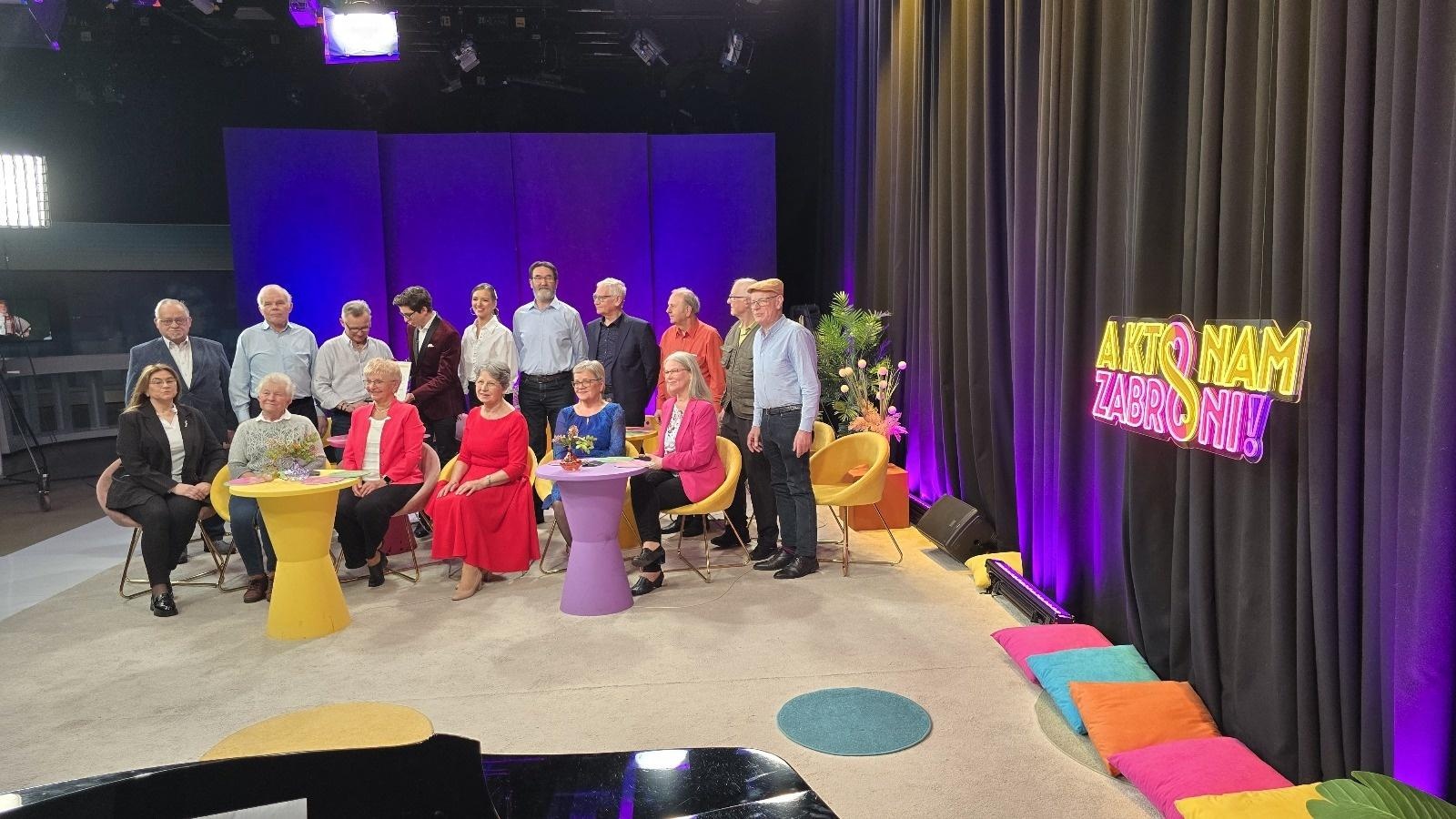 Zdjęcie w galerii na portalu naszraciborz.pl: Zespół 60 PLUS z nową energią i sukcesem w telewizji wiadomości z regionu