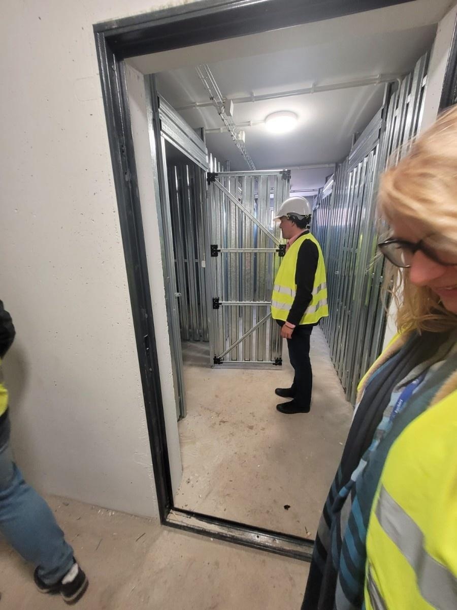 Zdjęcie w galerii na portalu naszraciborz.pl: Wizytacja terenowa inwestycji mieszkaniowej przy ulicy Łąkowej. Można składać wnioski wiadomości z regionu