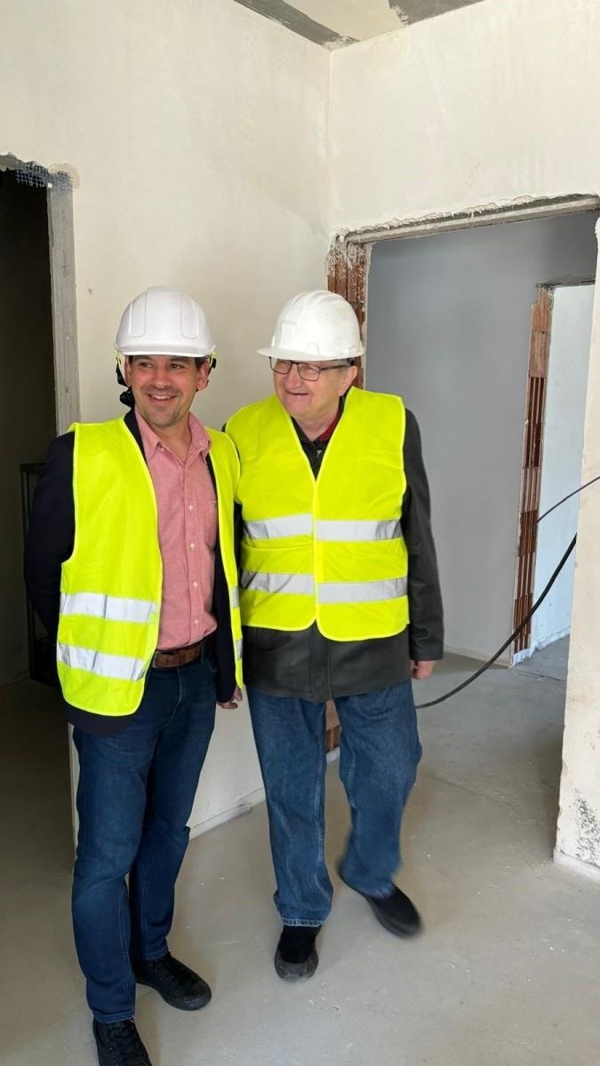 Zdjęcie w galerii na portalu naszraciborz.pl: Wizytacja terenowa inwestycji mieszkaniowej przy ulicy Łąkowej. Można składać wnioski wiadomości z regionu