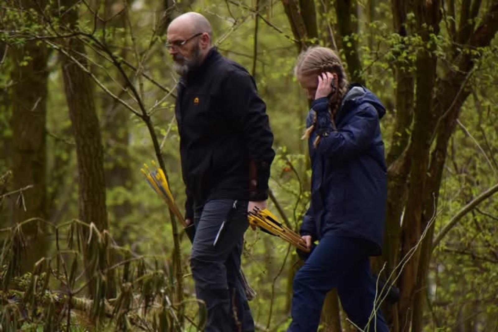 Zdjęcie w galerii na portalu naszraciborz.pl: Relacja z zawodów łuczniczych Raciborskie 7 i pół D – strzała tradycji w sercu lasów Obora wiadomości z regionu