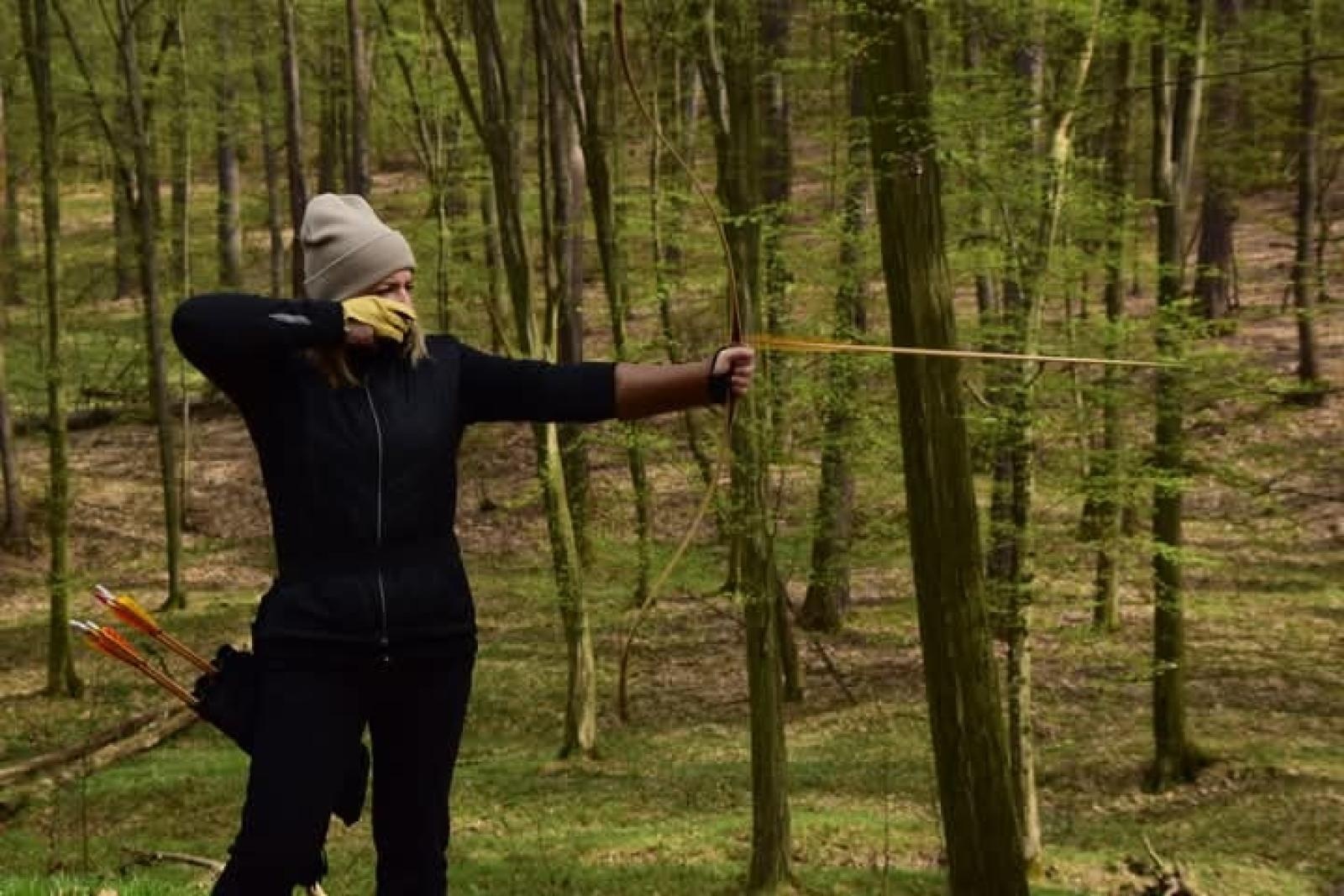 Zdjęcie w galerii na portalu naszraciborz.pl: Relacja z zawodów łuczniczych Raciborskie 7 i pół D – strzała tradycji w sercu lasów Obora wiadomości z regionu