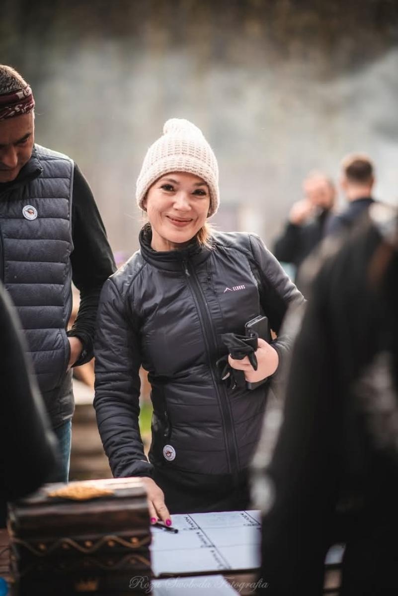 Zdjęcie w galerii na portalu naszraciborz.pl: Relacja z zawodów łuczniczych Raciborskie 7 i pół D – strzała tradycji w sercu lasów Obora wiadomości z regionu