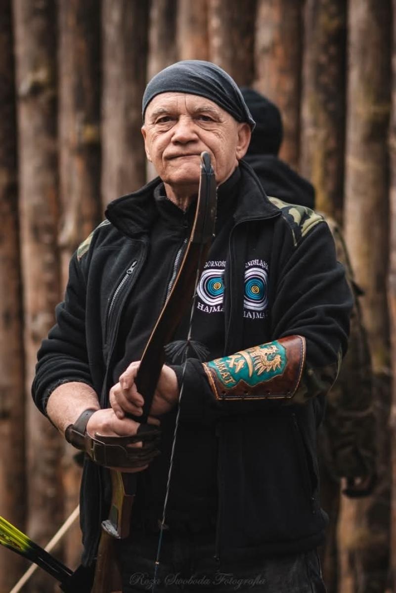 Zdjęcie w galerii na portalu naszraciborz.pl: Relacja z zawodów łuczniczych Raciborskie 7 i pół D – strzała tradycji w sercu lasów Obora wiadomości z regionu