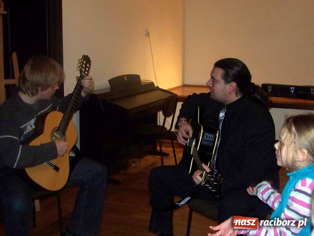 Zdjęcie w galerii na portalu naszraciborz.pl: Świątecznie w G-5 wiadomości z regionu